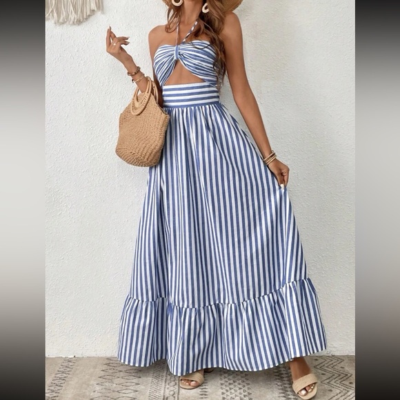 Boho cutout striped halter maxi dress - Picture 5 of 6